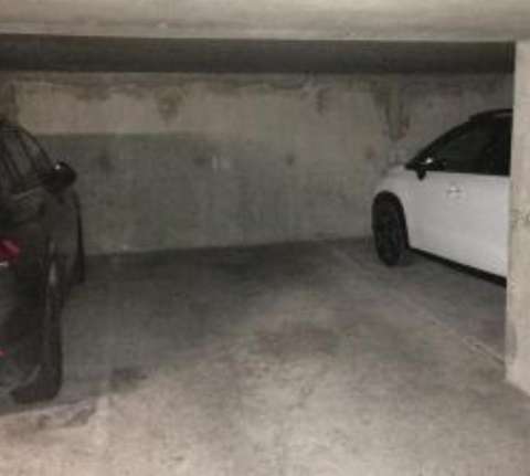 Place de parking en sous sol