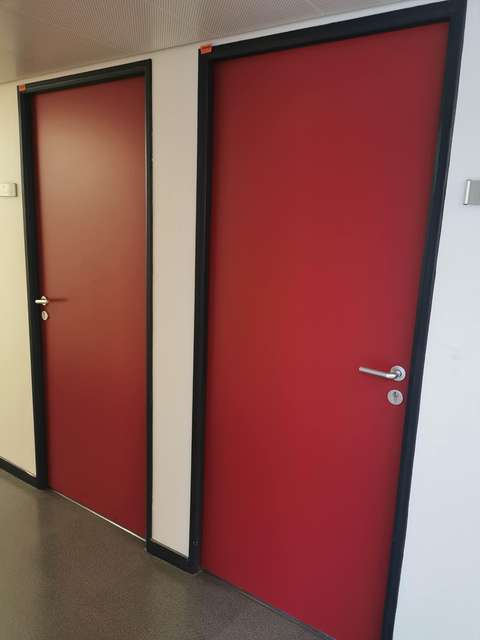 Pièce fermée couloir 575C