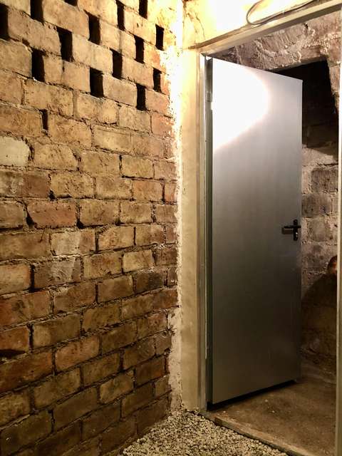 Cave 4 m2 Paris 9ème