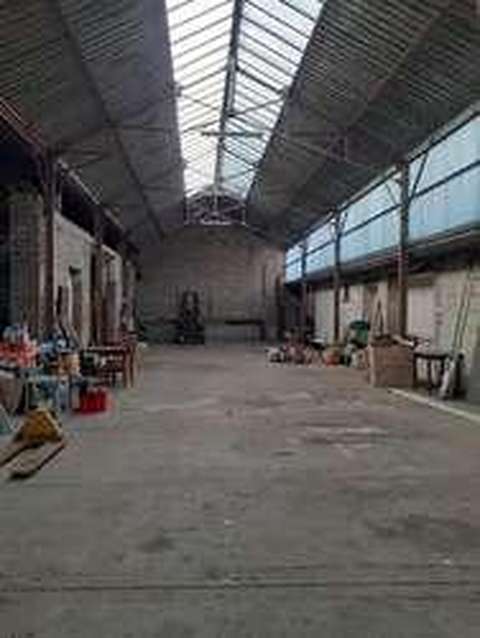 Espace de stockage hangar - Soulaires