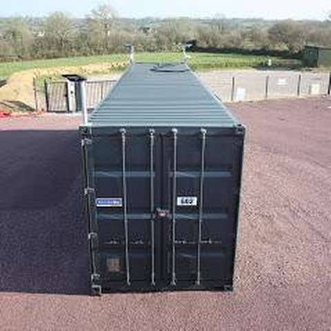 BOX DE STOCKAGE 2.4m2 & 6m3 / GARDE
