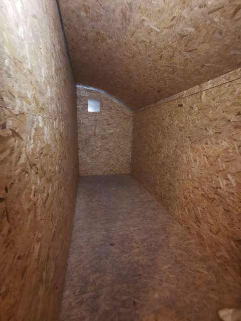 1 cave au sous sol pratique