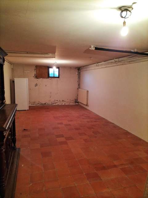 Pièce de stockage de 30 m²