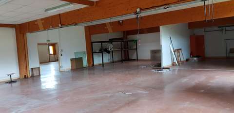 box 40m2 h 3m sécurisé- video enregistrée -