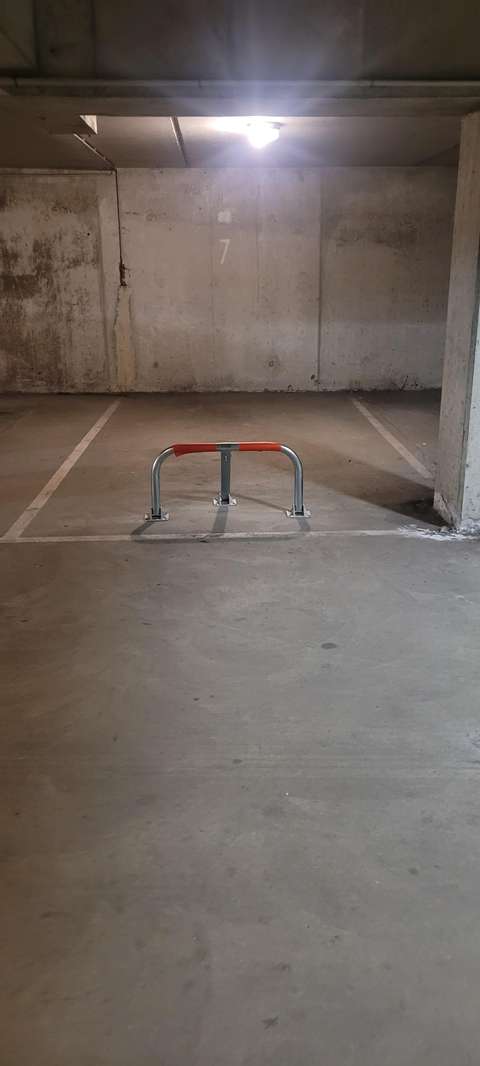 Place de stationnement à louer