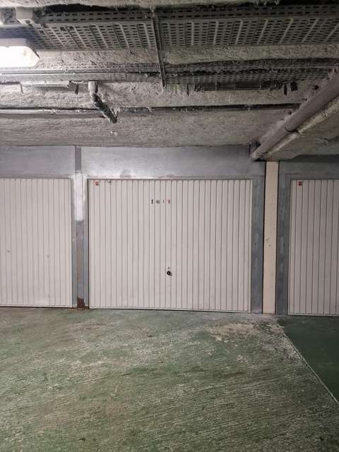 Annonce de location de garage à Guyancourt