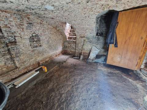 Cave pour stockage vieux lille avec compteur électrique