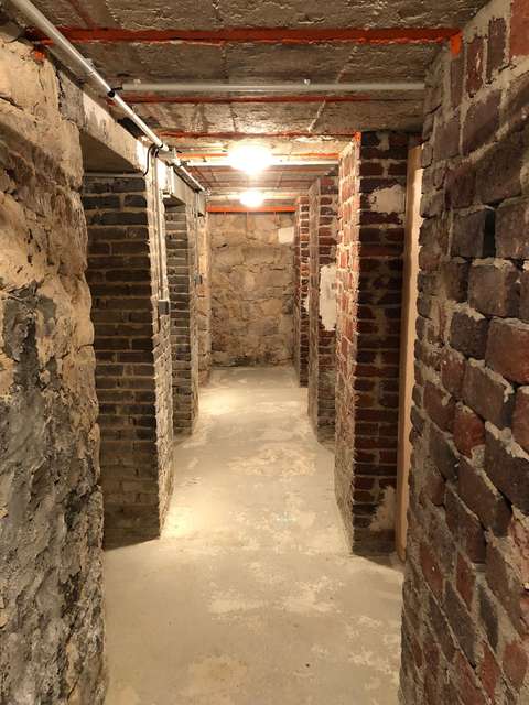 Cave de stockage n°31 - 6m² - sécurisée/saine/ventilée