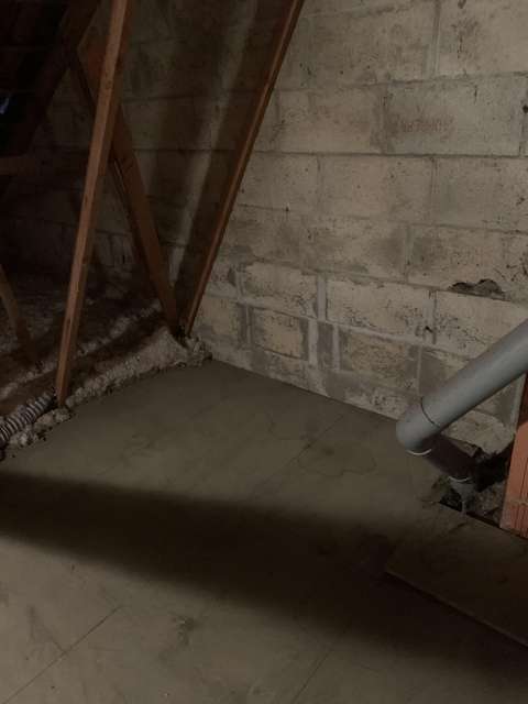 Espace de stockage dans grenier