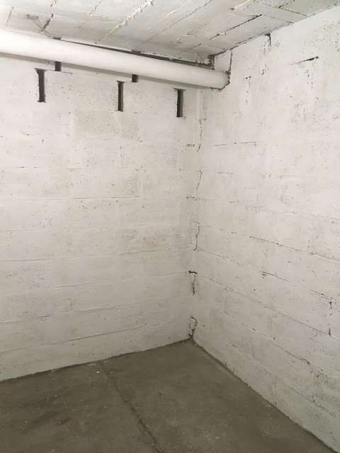 Belle Cave de 6m² à Saint Maur des
