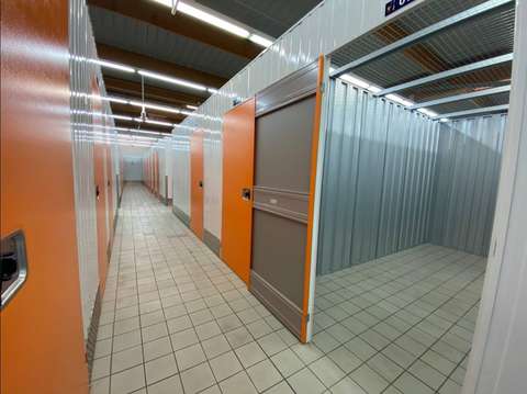 Box 7m² - L' Hôpital