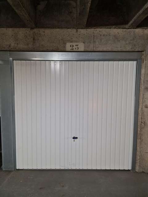 Garage privé de 12m²