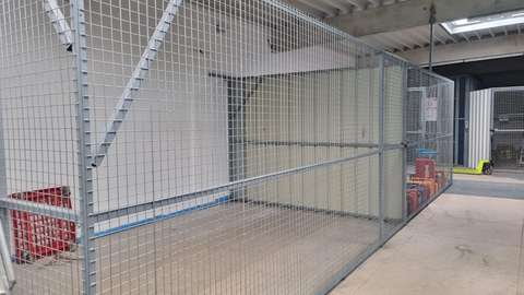 Box de 15m2 à Stains 93