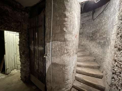Cave sécurisée