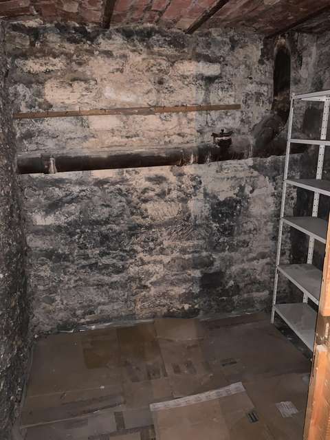 Cave saine et sécurisée 4m2 (10m3) - Paris