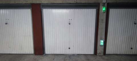 INTRA - Garage à louer