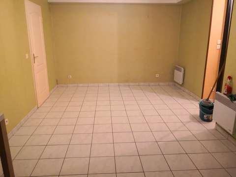 Pièce de stockage Combs la Ville de 20m2