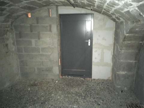 Cave - 34m2 - Sentier à Paris