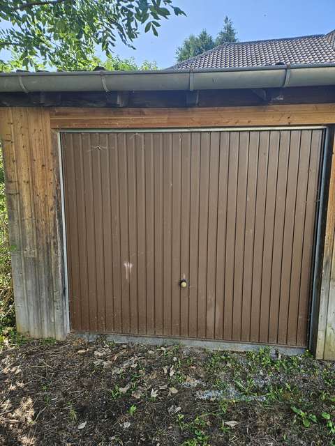 Garage fermé au Nord de Belfort