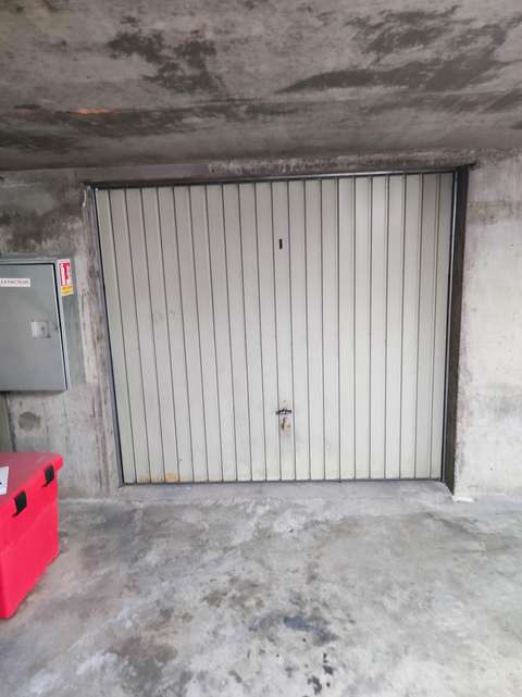 Garage fermé couvert