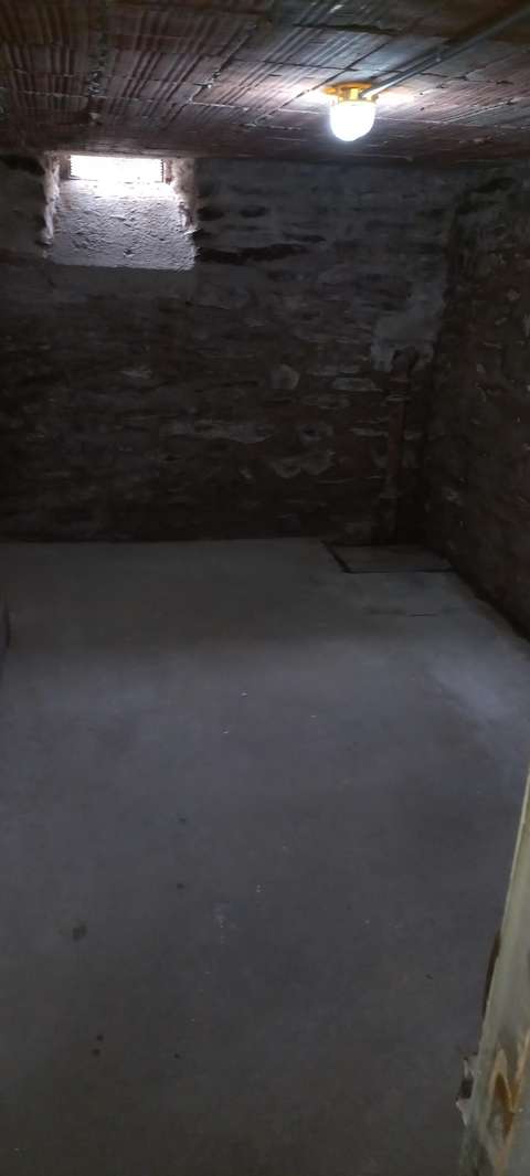 Cave 8m² Rennes - Sainte Thérèse
