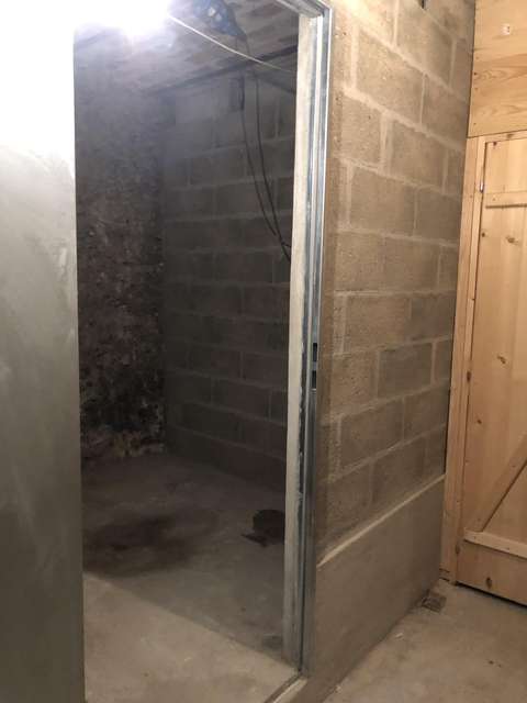 Cave sécurisée - 5m² - Paris 16e Victor