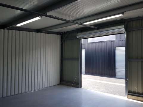 BOX DE STOCKAGE SECURISÉ À MIOS
