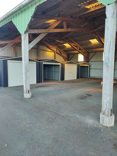 Box de stockage 15M²
