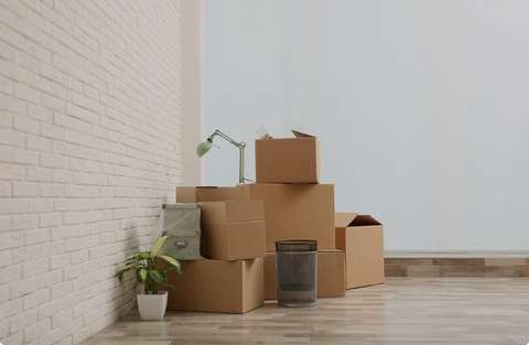 Pièces de stockage 65 m²