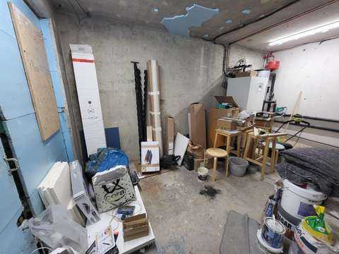 Espace de stockage dans notre garage,au sec et