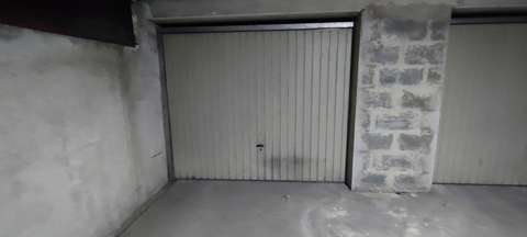 Garage de 14 m² à louer