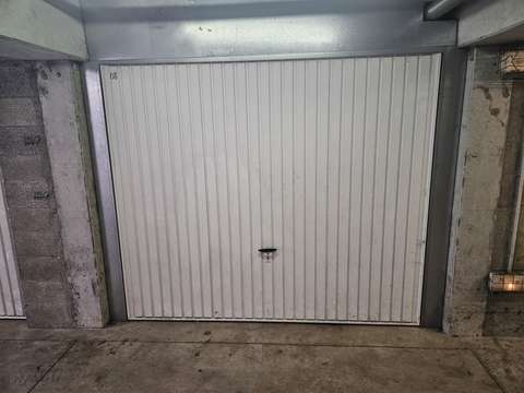 Garage privé / stationnement