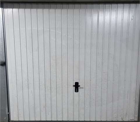 A louer garage privé de 10m²