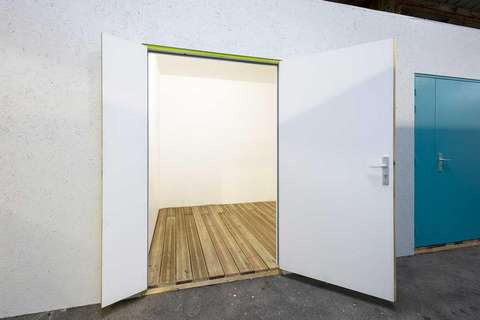 Box de stockage sécurisé 7 m² - Banlieue