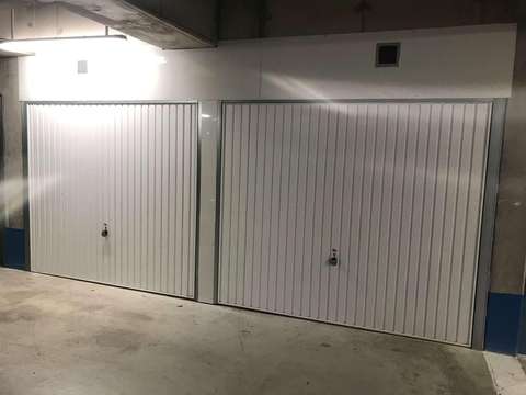 Box pour stockage/véhicule