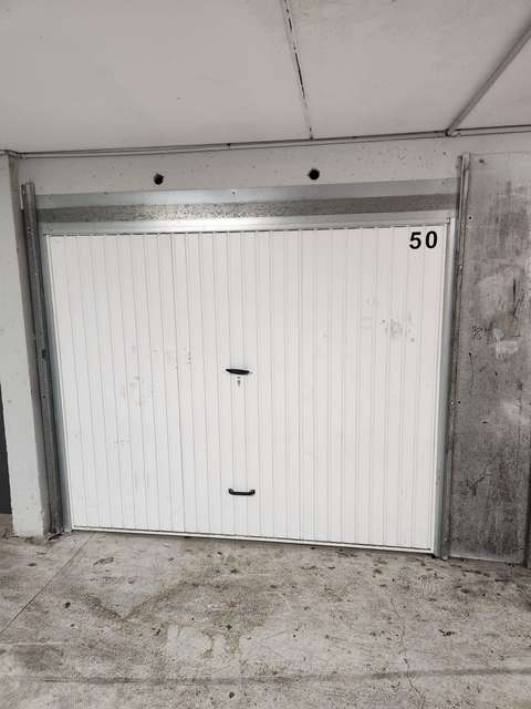 Garage à louer pour 2 roues