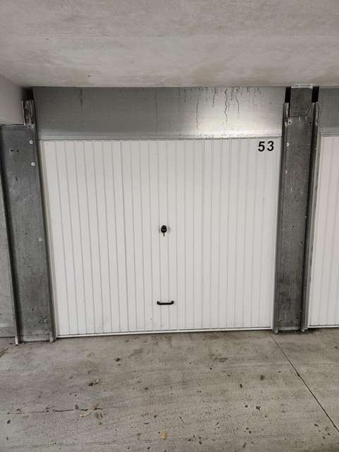 Garage / stationnement