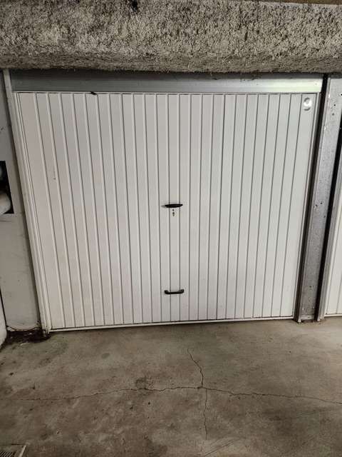 Location garage de 12m²