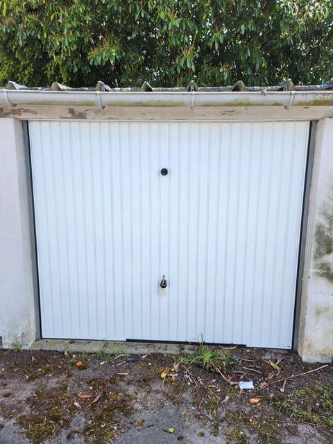Box de stockage à louer de 14m²