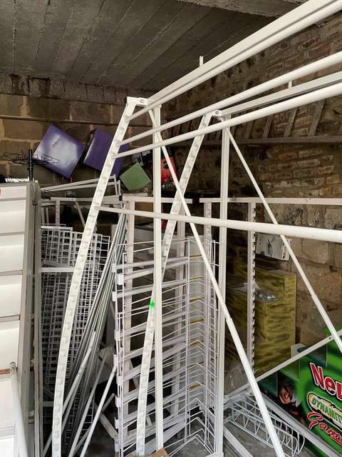 Box de stockage sécurisé - 10 m2- Fougeres