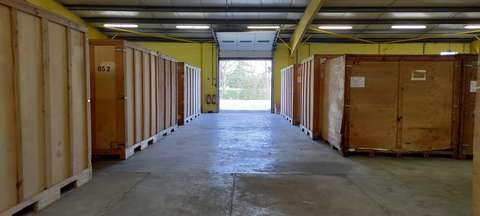 Box de self-stockage et/ou garde-meubles