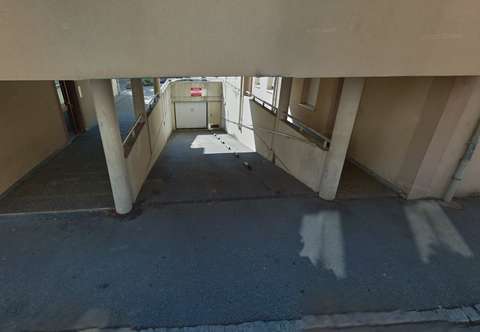 Place de parking en sous-sol sécurisé