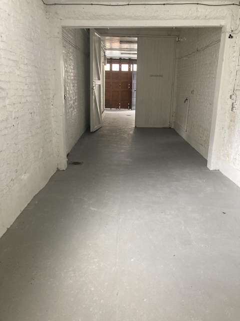 80 m2 de stockage Tramway Botanique