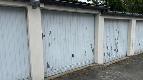 Garage - Box avec électricité Évry n°52 -