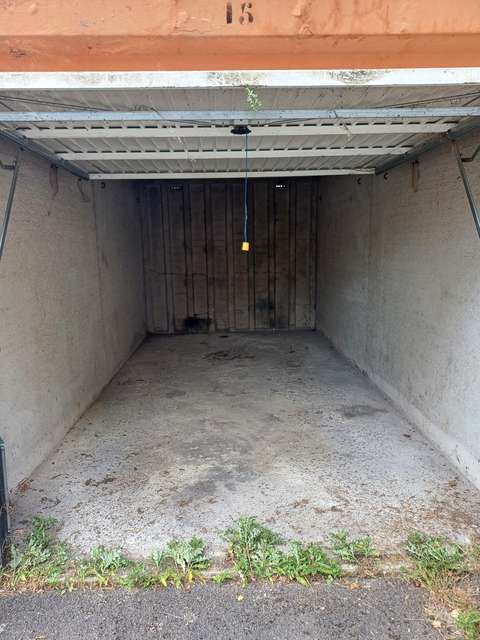Garage Box 13m² - Châlette-sur-Loing
