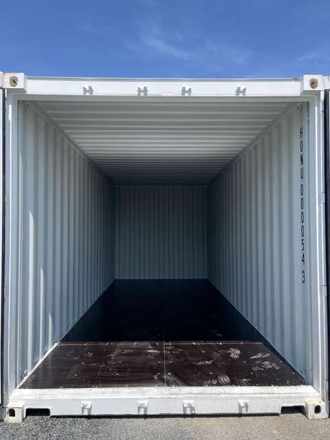 Box 14m², sécurisé, accessible 24/7