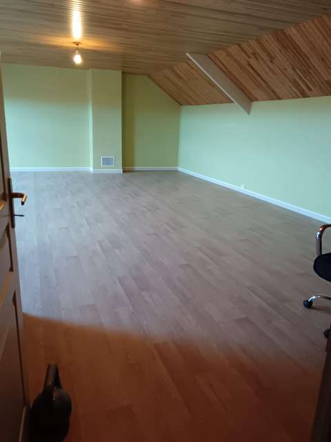 Piece de 50m² sous combles