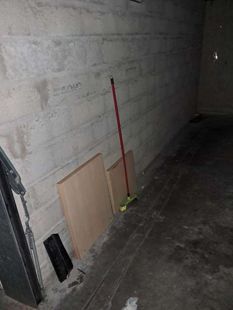 Garage STATIONNEMENT 14m² à Nantes