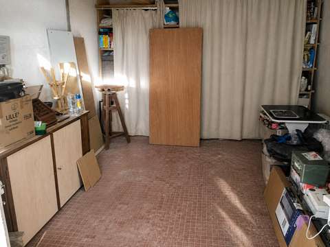 Local stockage 10 -15 m2