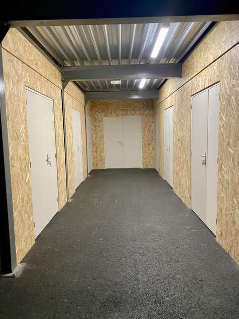 Box de stockage privé/ fermé et sécurisé de